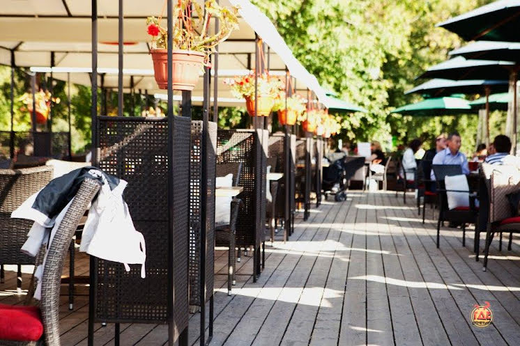 Летняя терраса в «La Campania» фотография №3