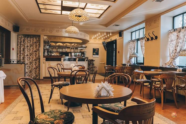 Большой зал в «Green Hotel» фотография №10