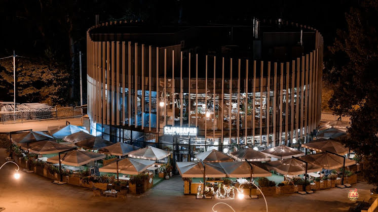 Летняя веранда в «Сыроварня» фотография №3