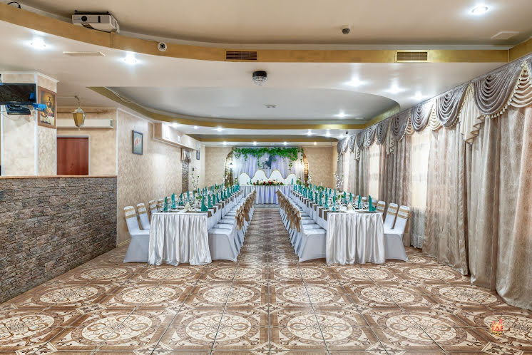 Банкетный зал в «BAR ON» фотография №2