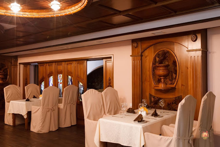 Малый зал в «Загородная база отдыха «Журавель»» фотография №1