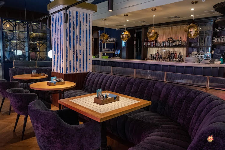 Кухонный зал  в «Бык и Море» фотография №11