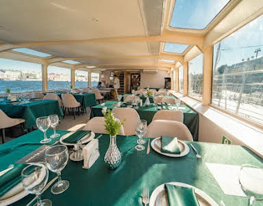 Корпоратив в Теплоход "Славутич"