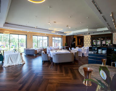  ресторан Своя Среда