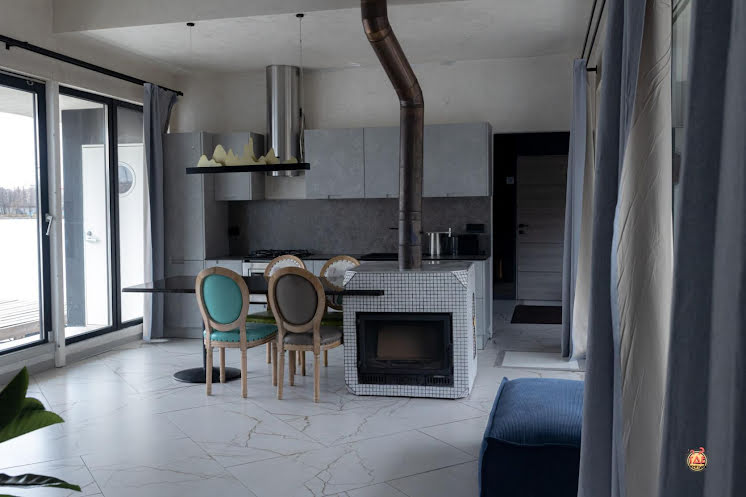 Основной зал в «White Mare на Крестовском» фотография №3