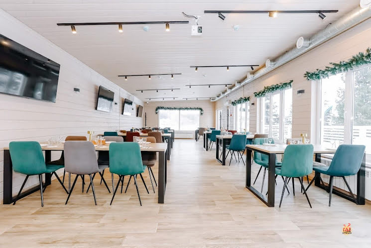 Караоке-зал в «Red House» фотография №7