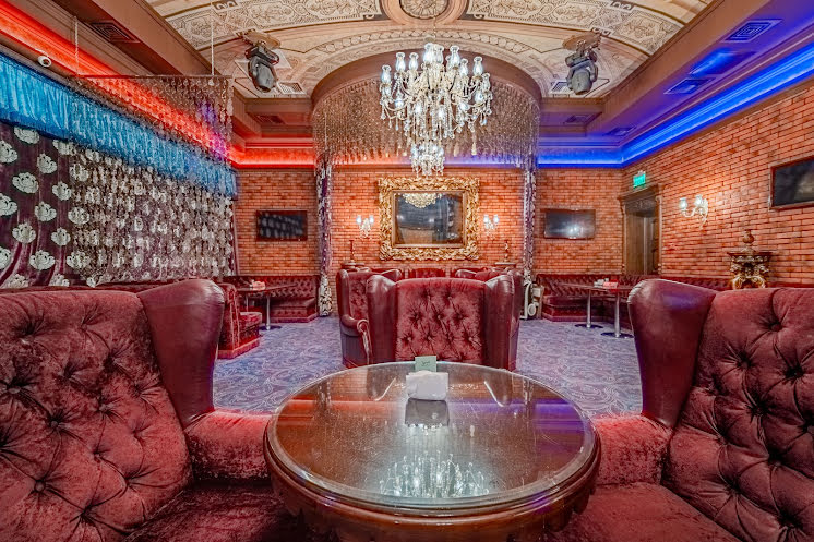 Караоке-бар «Кураж» в «Гранд Отель «Видгоф»» фотография №13