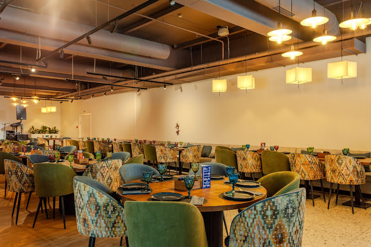 Зал 2 этажа  в «Шато Манави на Профсоюзной» фотография №3