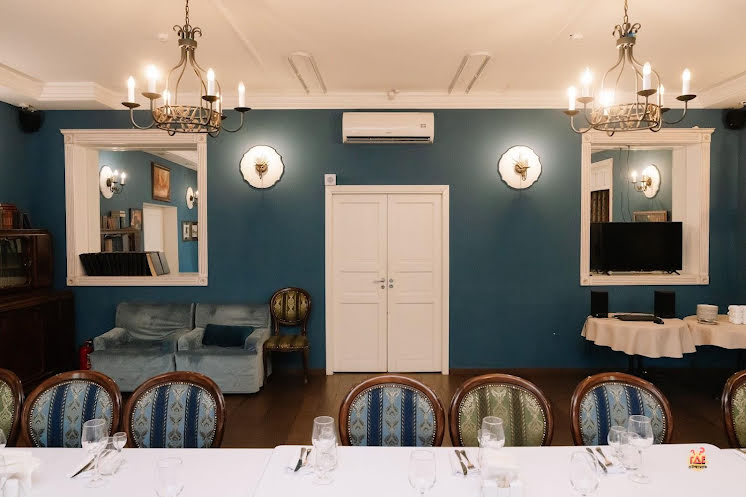 Банкетный зал «СамоварЪ»  в «Богемия на Вавилова» фотография №6