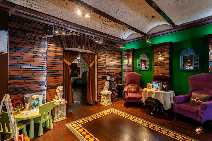 Основной зал в «Familia» фотография №13