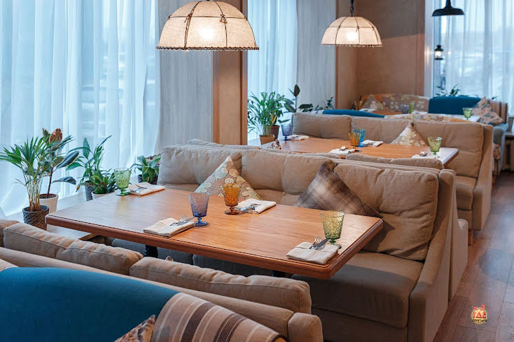 Основной зал  в «Оливер» фотография №10