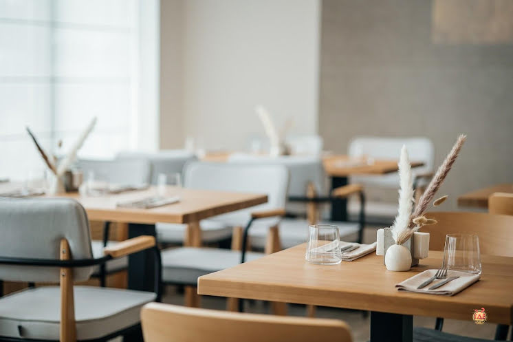 Зал ресторана HIP в «Ранчо 636» фотография №1