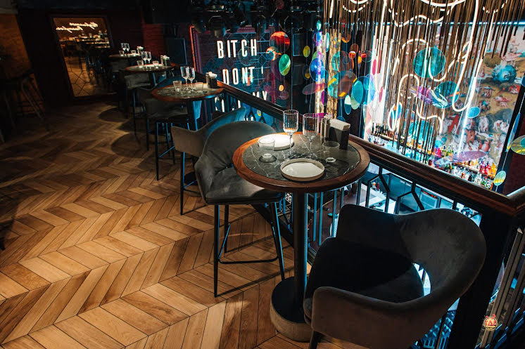 Зал на 2 этаже  в «Mixtura bar» фотография №19