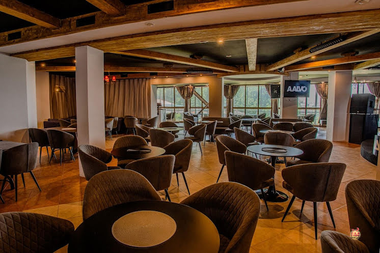 Основной зал в «Сердце замка» фотография №17