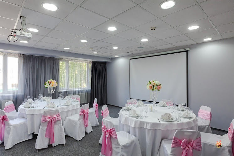 Зал «ЯЛТА» в «Marins Park Hotel Mocква Пражская» фотография №8