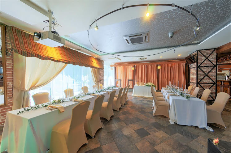 Основной зал ресторана в «Пале Рояль» фотография №7