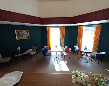  ресторан Queen's Lake