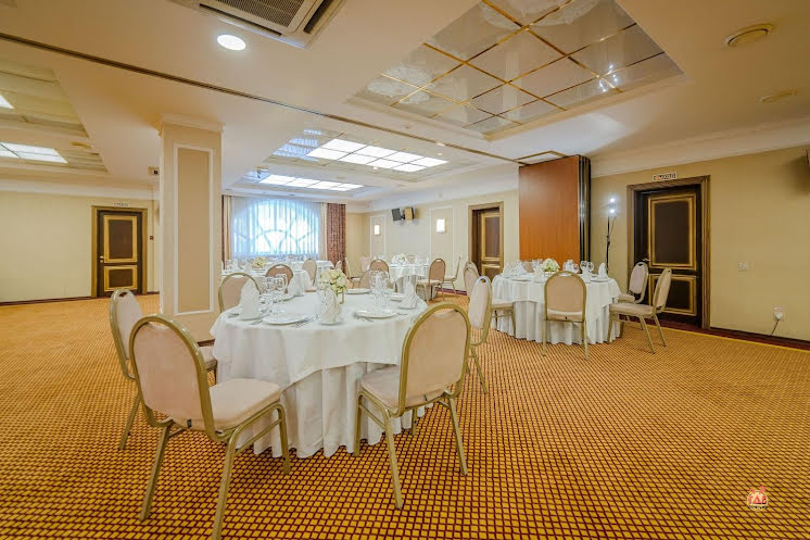 Нижний зал Х.О. в «SMOLINOPARK» фотография №2