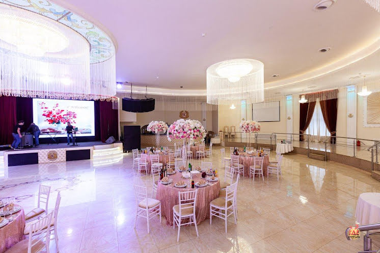 Большой банкетный зал в «Колизей Холл» фотография №15