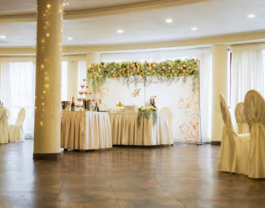  ресторан Глобус