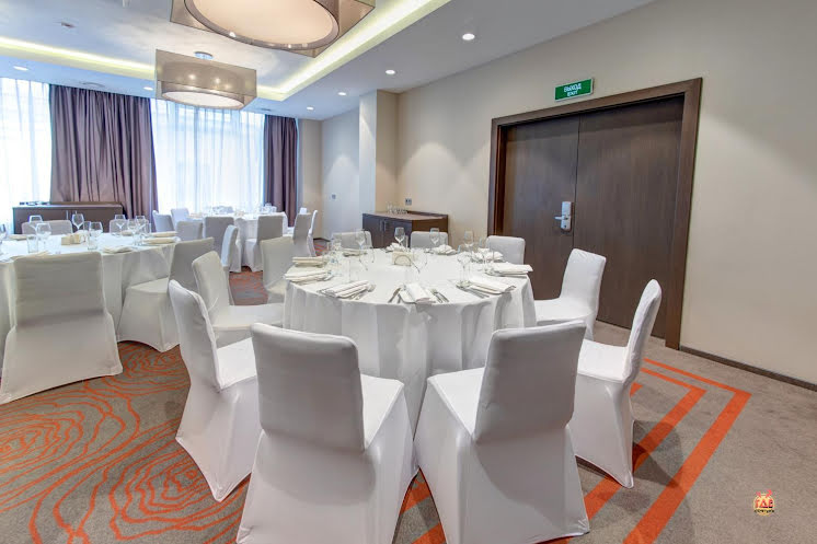 Зал «Европа» в «Tenet» фотография №15