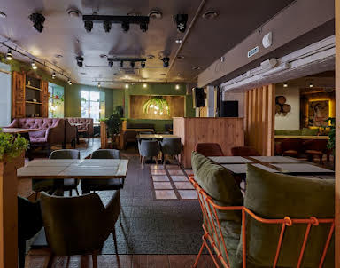  ресторан Корова на бочке на Карла Маркса