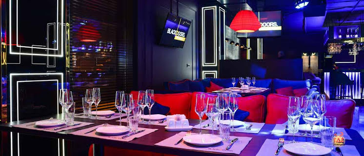 Основной зал в «BlackDoors» фотография №11