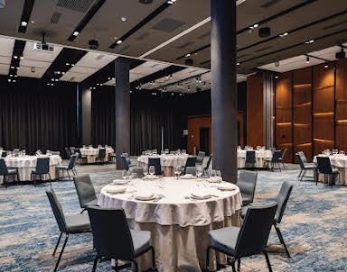  ресторан Radisson Hotel Gorizont Rostov-on-Don