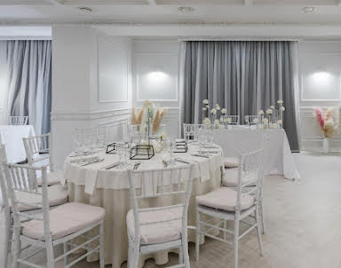  ресторан Парк-отель  «Сосновый бор»