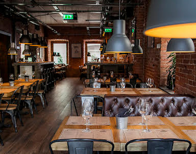  ресторан Хлеб и вино на Тверской