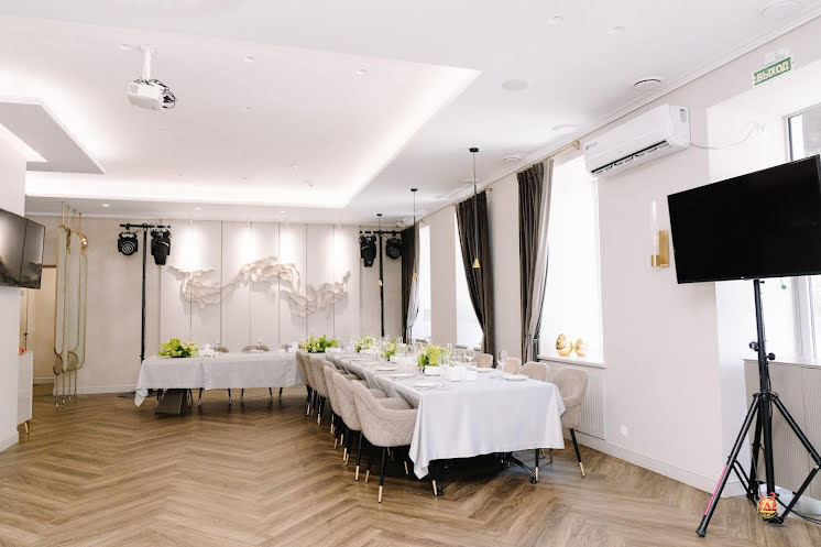 Основной зал в «Дача» фотография №19