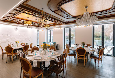 Ресторан «Яр Воронежский» в Банкетный зал «Винный погреб»