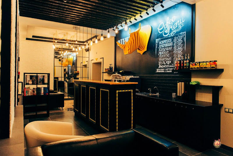 Жёлтый носорог фотография №4