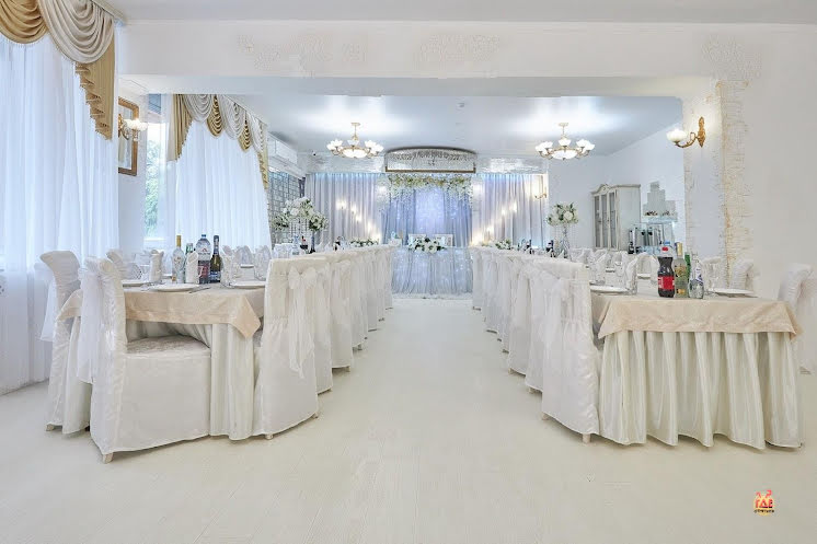 Большой банкетный зал в «Скатерть Самобранка» фотография № 1