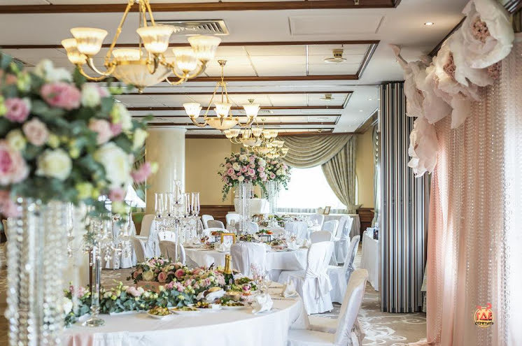 Зал «Петровский» в «Сафмар Аврора Люкс» фотография №13