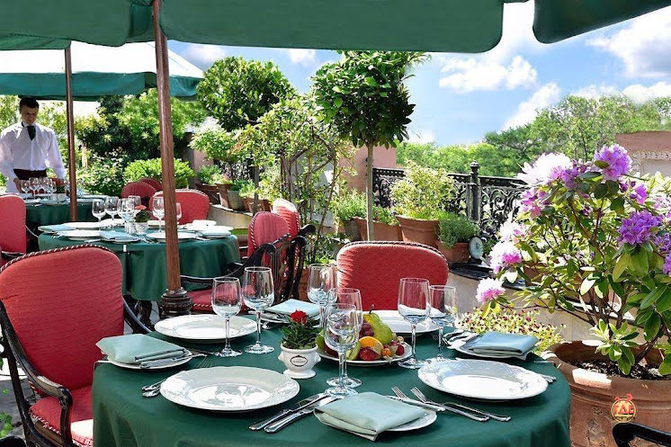 Летняя терраса в «Кафе «ПушкинЪ»» фотография №2