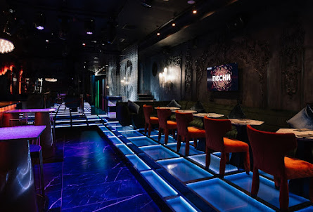 Основной зал в Основной зал