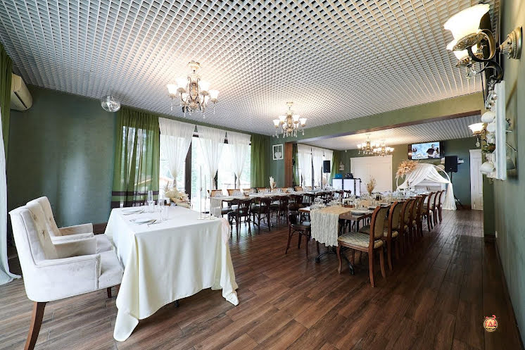 Основной зал  в «Victoria Village» фотография №9