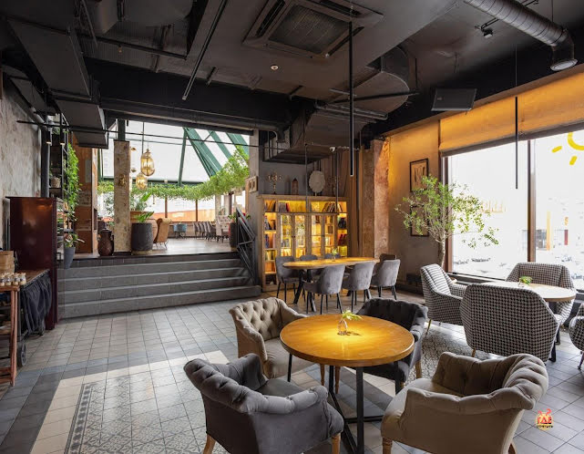 Основной зал в «Лето» фотография №4