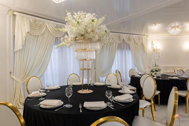 Большой зал в «БониМариЯ» фотография №19