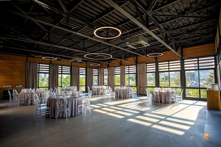 Летний банкетный зал  в «RASPUTIN» фотография №1