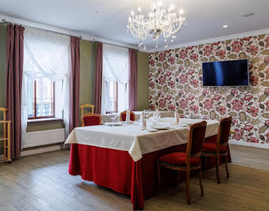  ресторан Гусь