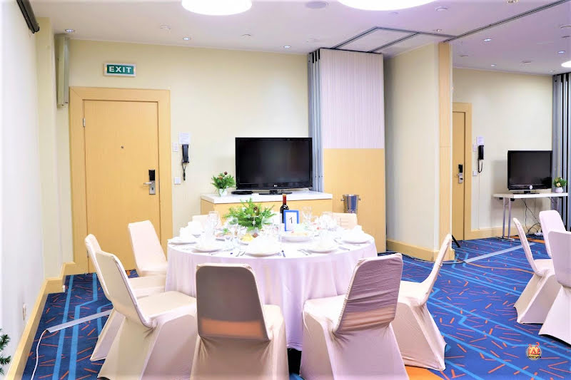 Ресторан «Cosmos Astrakhan Hotel» в Астрахани фотография №4