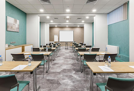 Зал «Тургенев» в Зал «Блок»