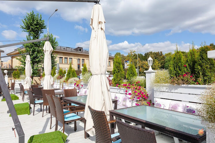 Веранда  в «Villaggio на Воронцовских прудах» фотография №3