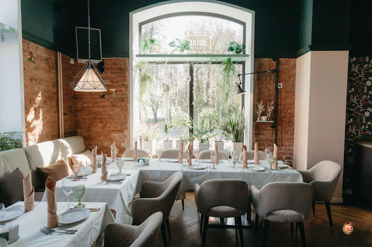 Основной зал в «Botanica» фотография №4