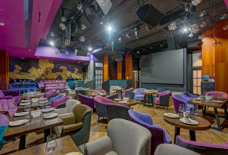 Основной зал  в Основной зал 