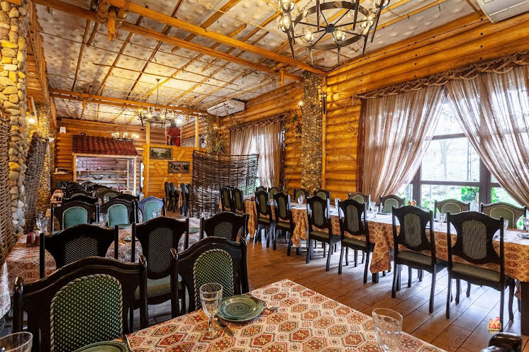 Основной зал в «Помещик на Бершанской» фотография №7