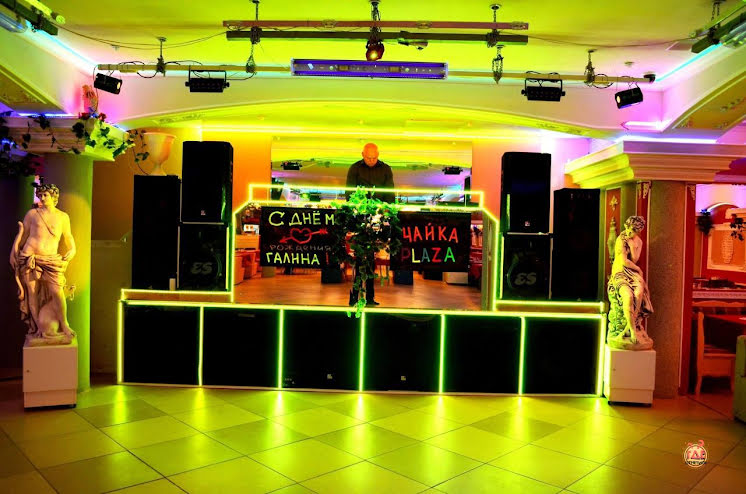 Танцевальный зал в «Подборенка - дискоклуб Щербаков» фотография №5