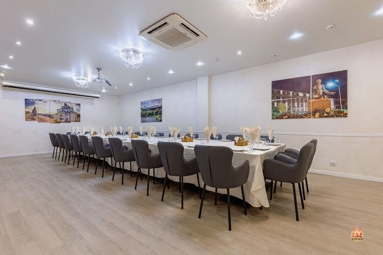 Зал «Владимир» в «АМАКС Золотое кольцо» фотография №2